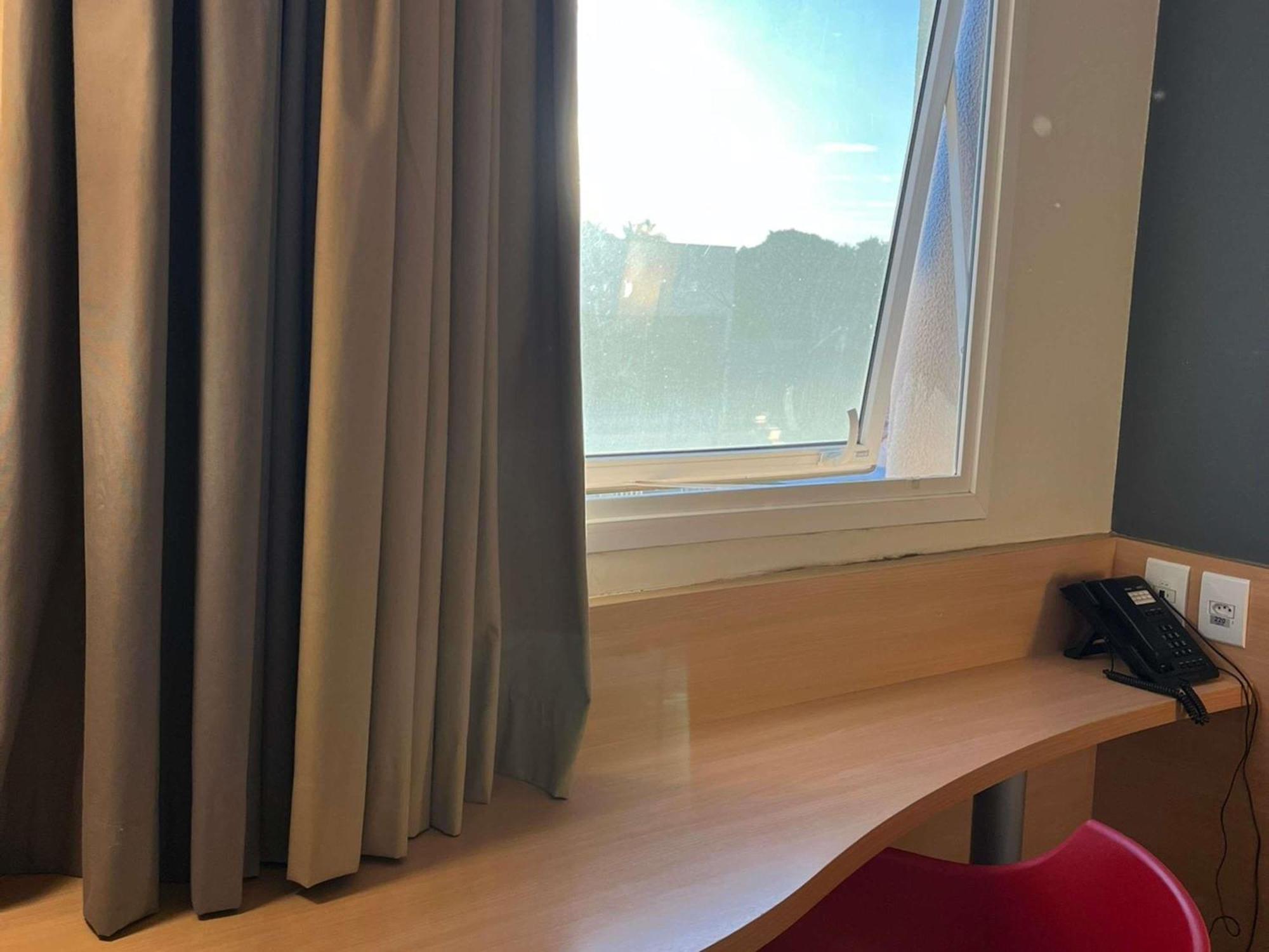 Ibis Catalao Hotel Buitenkant foto