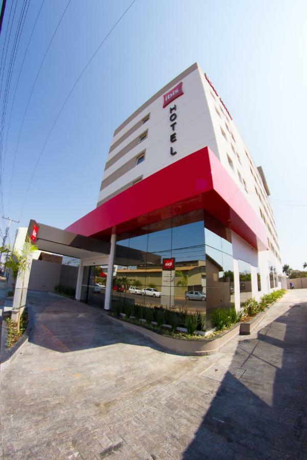 Ibis Catalao Hotel Buitenkant foto