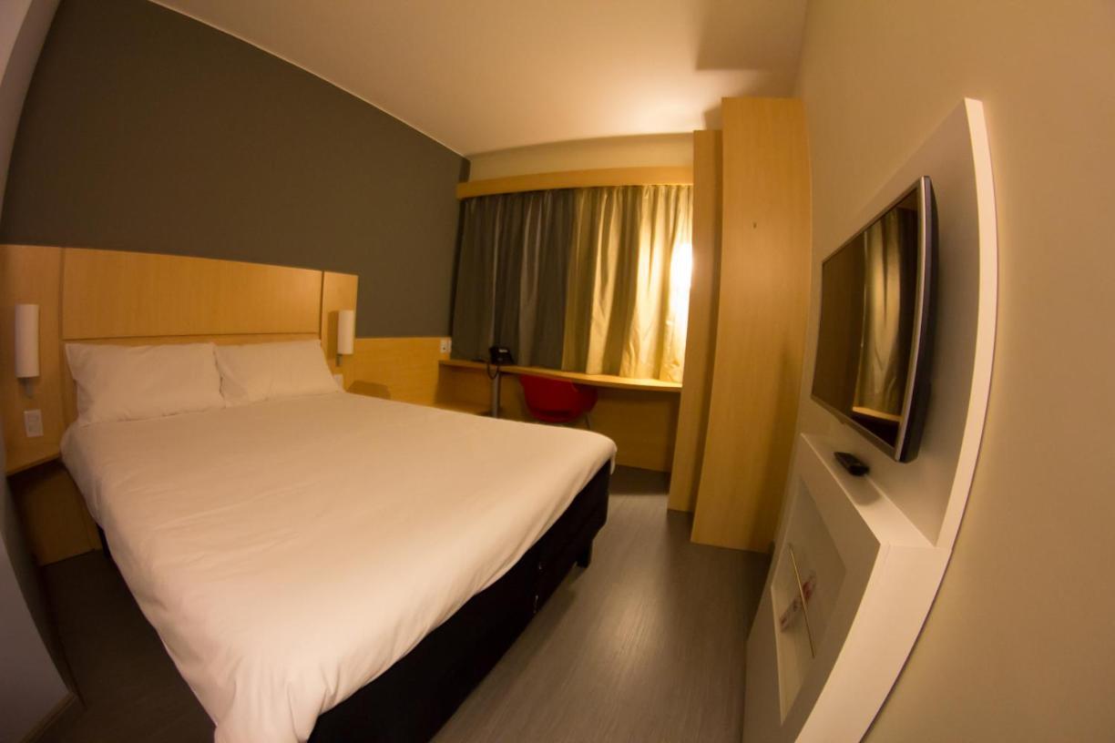 Ibis Catalao Hotel Buitenkant foto
